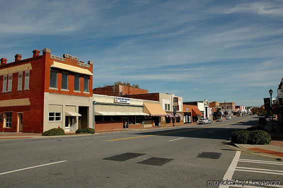 Budget Inn & Suites Hawkinsville Esterno foto